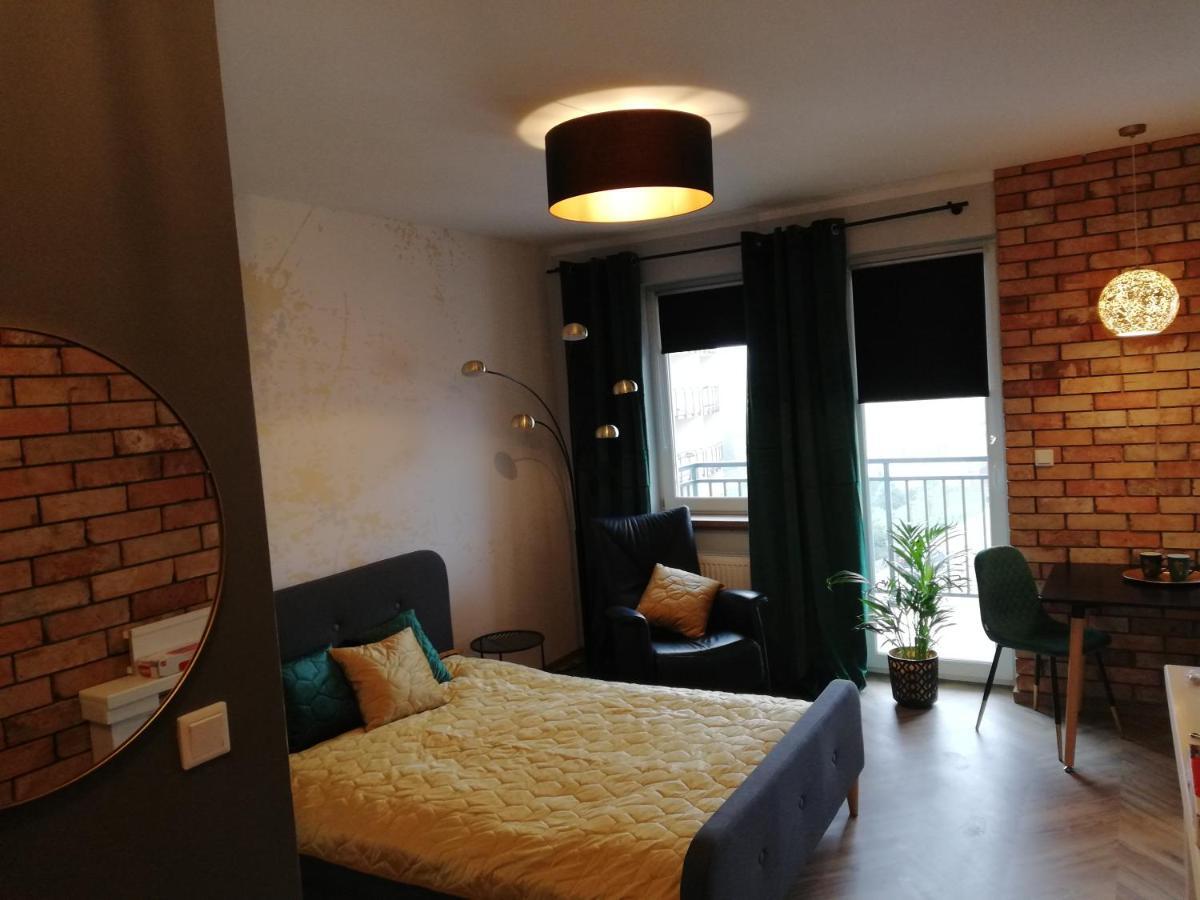 Gold Apartament Plock Bagian luar foto